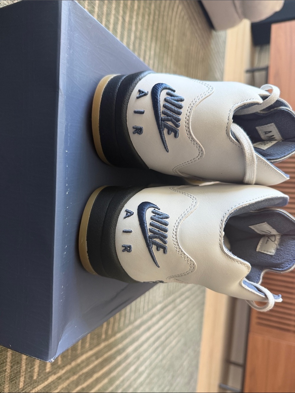 Jordan 5 retro A Maniere Dawn (never worn) - Picture 3 of 7